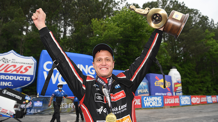 Points leader Bob Tasca III focused on Norwalk repeat, long-term success - Vimarsana News