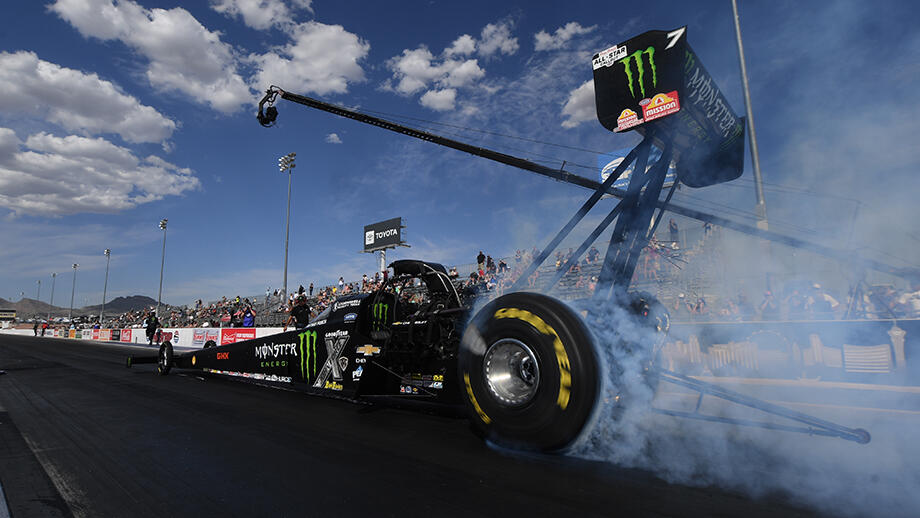 Sunday News & Notes from the NHRA 4-Wide Nationals
