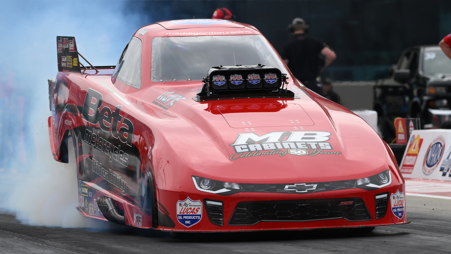 Gordon scores her first win; Stewart wins in return to Top Alcohol