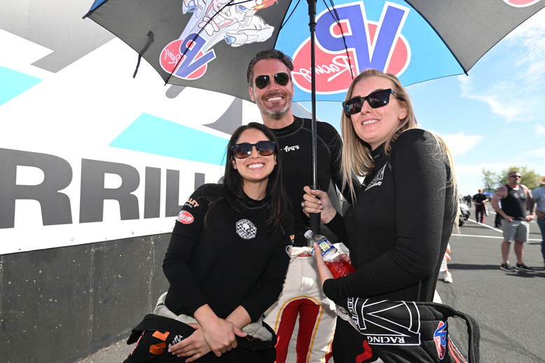 Jasmine Salinas, Travis Shumake, and Ida Zetterström beat the heat