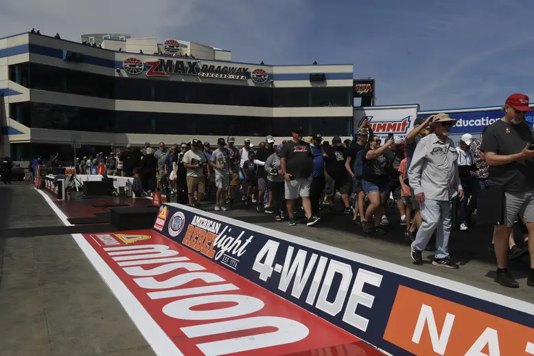 Steal Master Track Walk