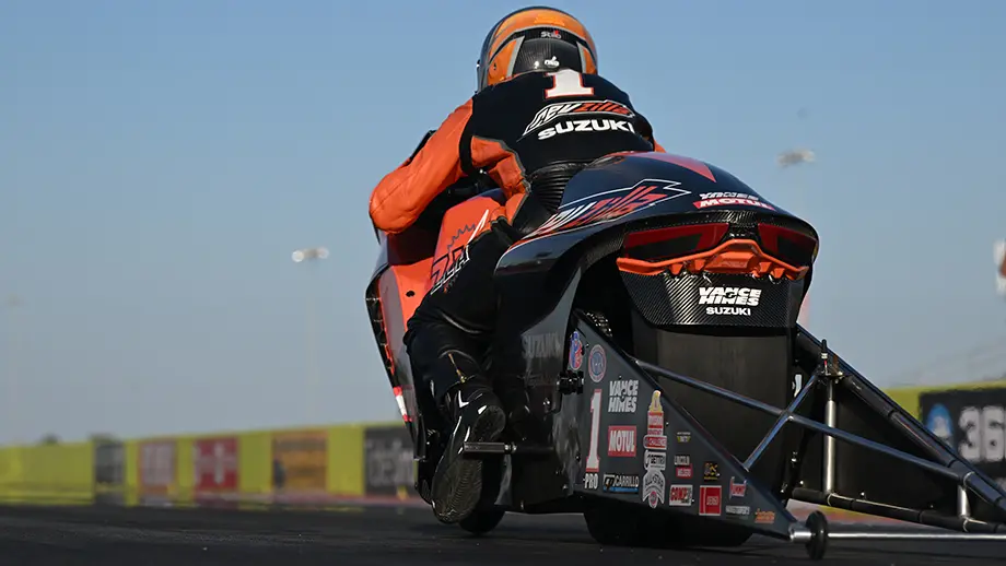 Reigning world champ Gaige Herrera heads to Las Vegas with a sense