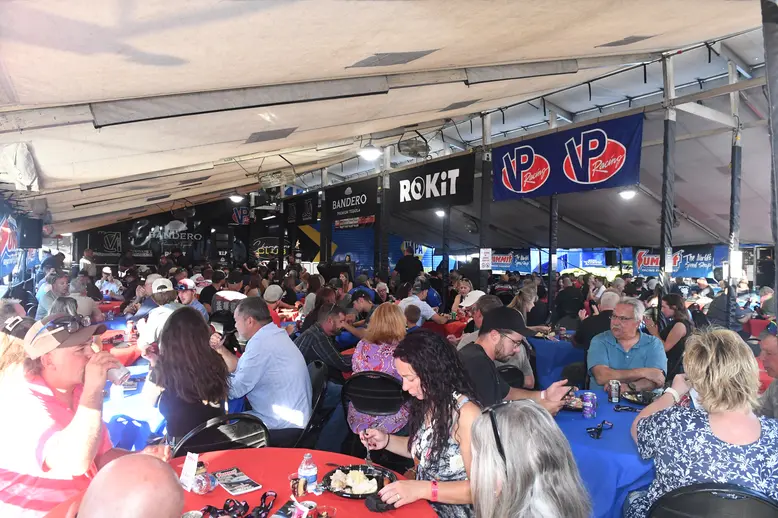 Summit ET Champions dinner