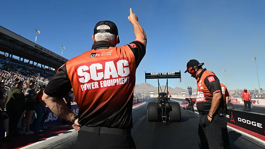 Saturday News and Notes from the Dodge NHRA Nevada Nationals