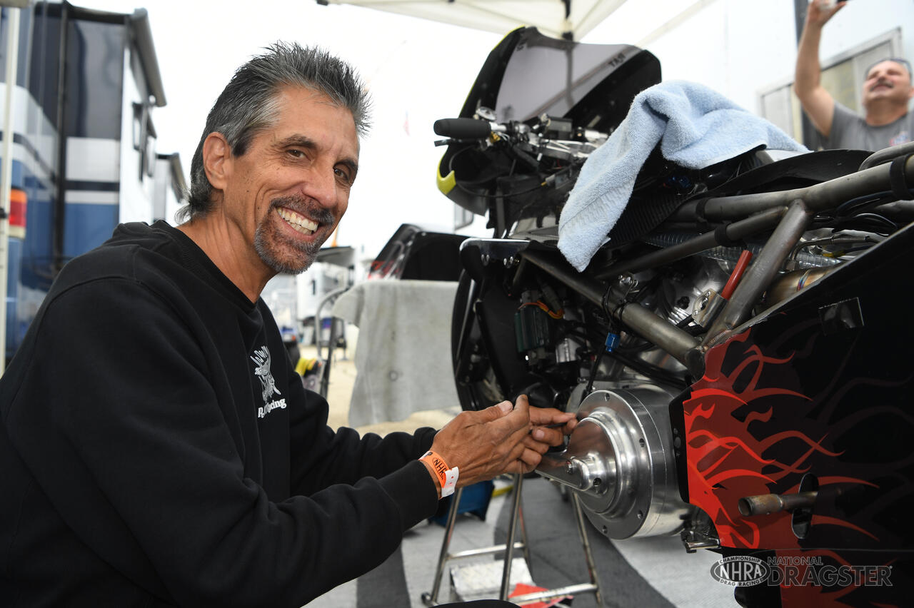 Gerber Collision & Glass Route 66 NHRA Nationals Friday photo gallery ...