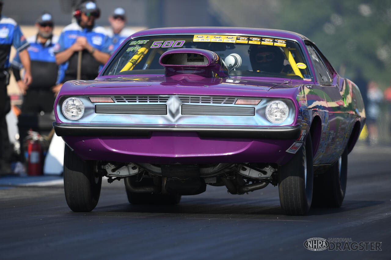 Gerber Collision & Glass Route 66 NHRA Nationals Sunday photo gallery