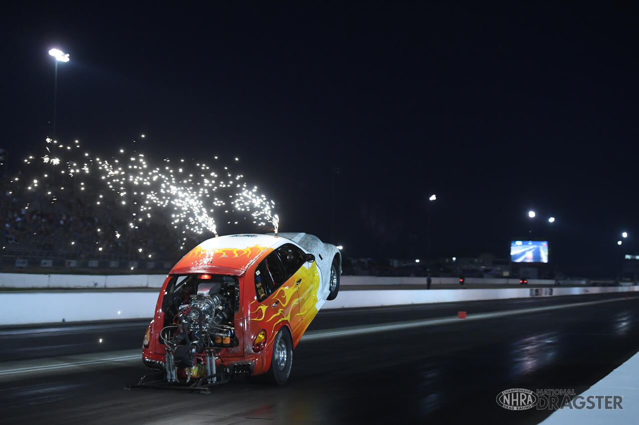 Menards NHRA Nationals Friday Photo Gallery | NHRA