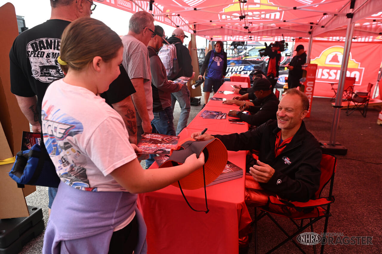 NHRA Midwest Nationals Saturday photo gallery NHRA