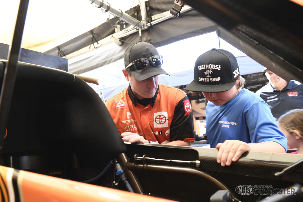 NHRA 4-Wide Nationals Friday photo gallery | NHRA
