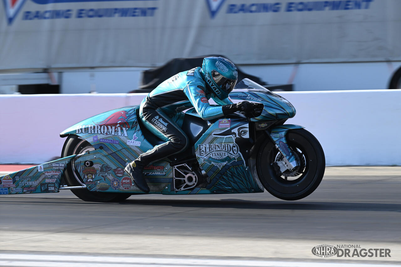 Gerber Collision & Glass Route 66 NHRA Nationals Sunday photo