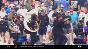 4-Wide Nationals Seal Master track walk with local marching band