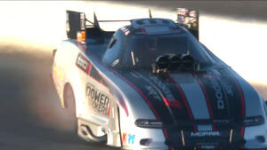 Matt Hagan qualifies No. 1 in Funny Car at 2022 Arizona Nationals