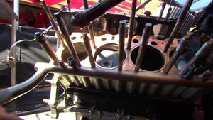 Lee Beard and John Kernan check in on the damage done to Doug Kalitta&#039;s engine