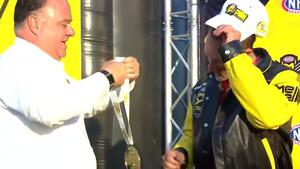 Matt Smith wins Pro Stock Motorcycle championship by winning Auto Club NHRA Finals